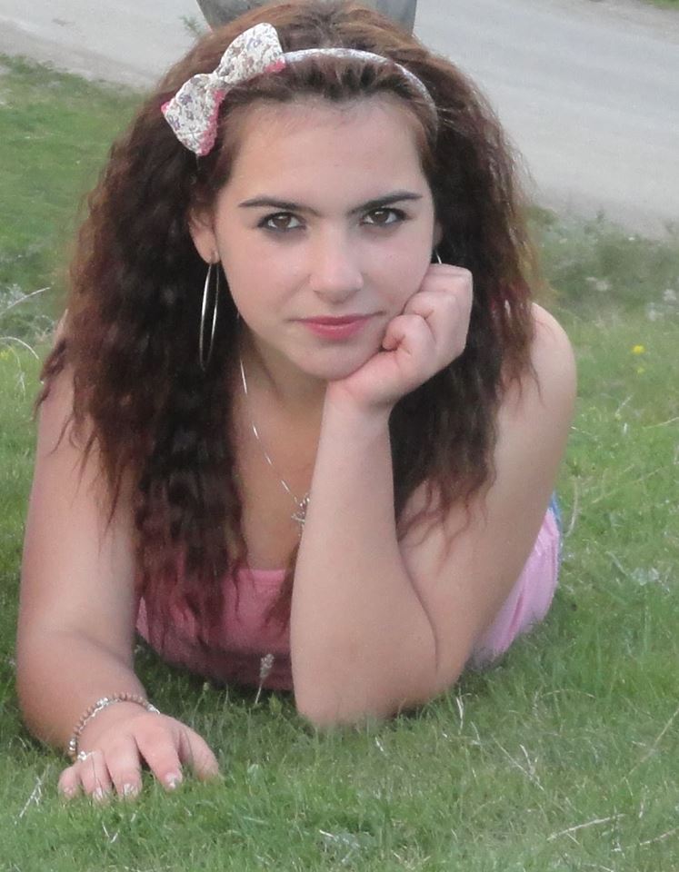 Tanara ar fi vrut sa isi gaseasca un barbat care sa o iubeasca