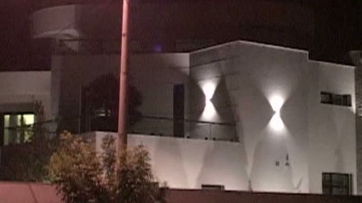 Omul de afaceri a fost batut cu o ranga de hot