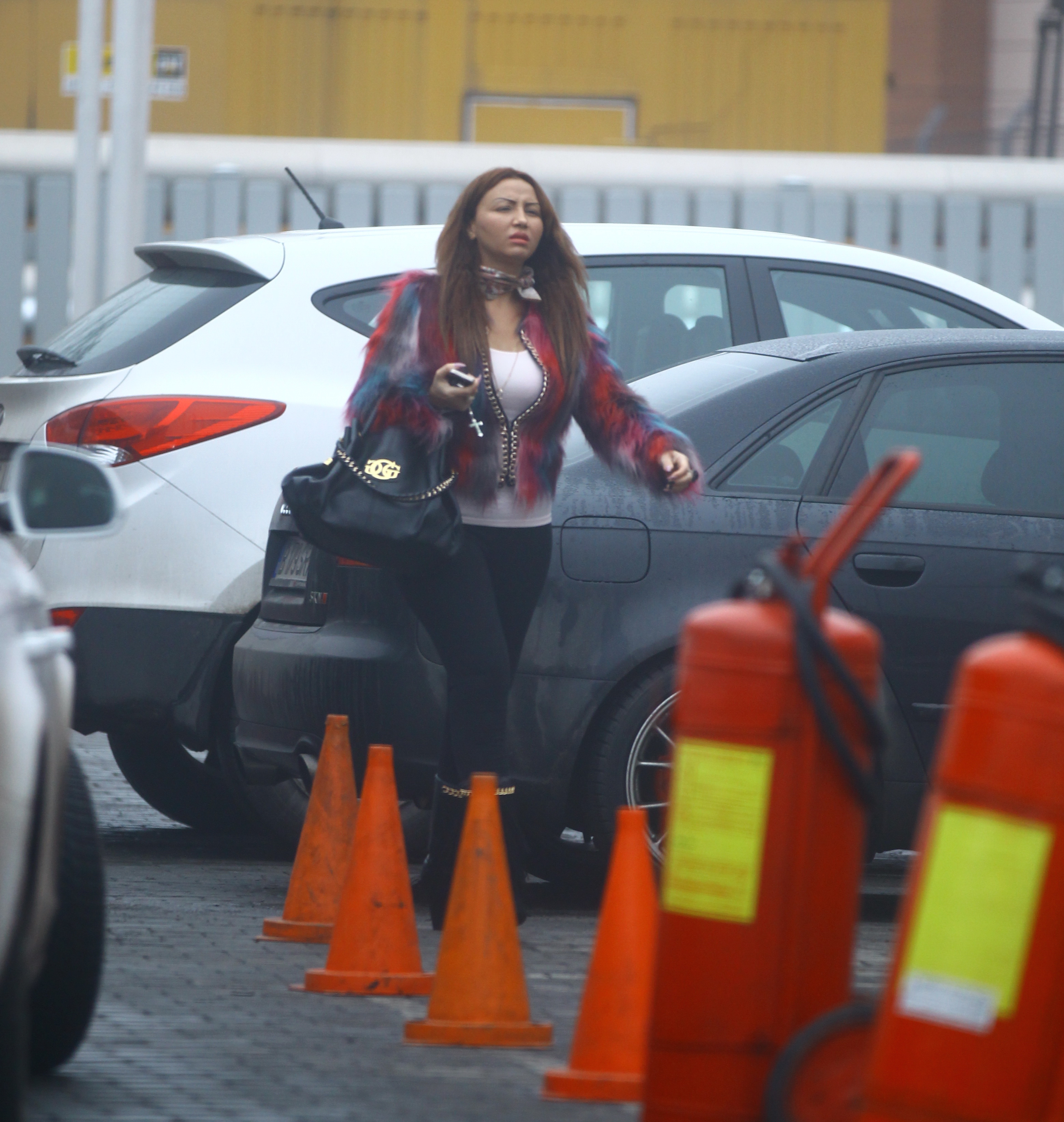 Mama Narcisei a ajuns sa cerseasca sa isi cumpere o paine