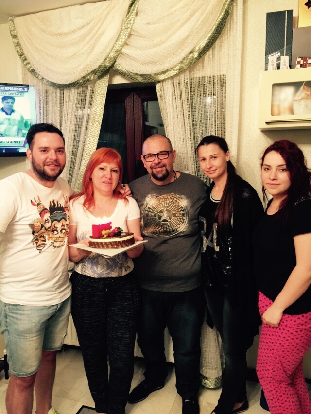 Piedone alaturi de toata familia