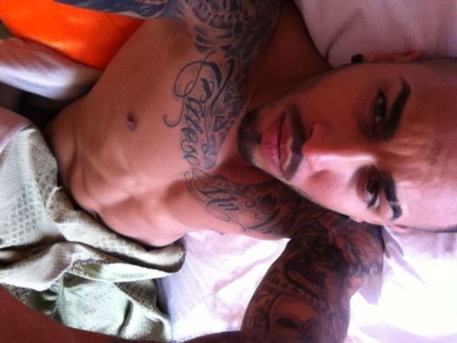 Velea are un abdomen de invidiat