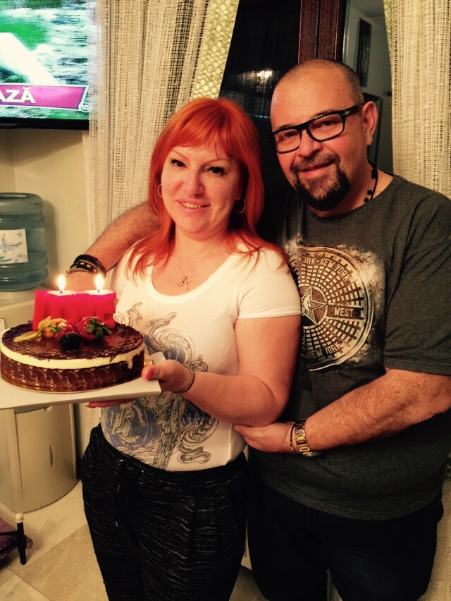 Primarul sectorului 4 alaturi de sotia sa Iulia