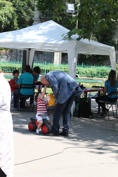 Edilul sef a fost surprins intr-un moment de tandrete alaturi de Matei