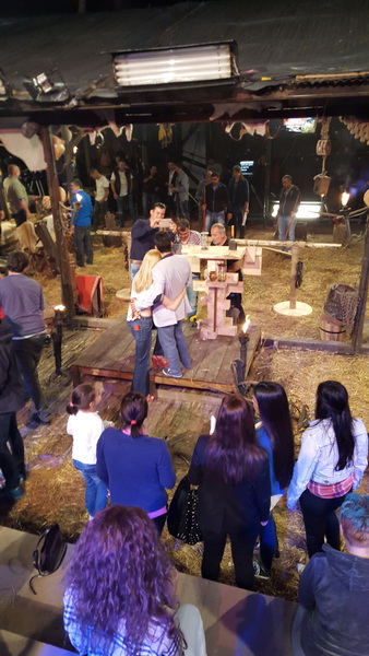 Marian si Corina Dragulescu au facut o poza, ca sa aiba amintire de la Ferma Vedetelor, dar au uitat un detaliu