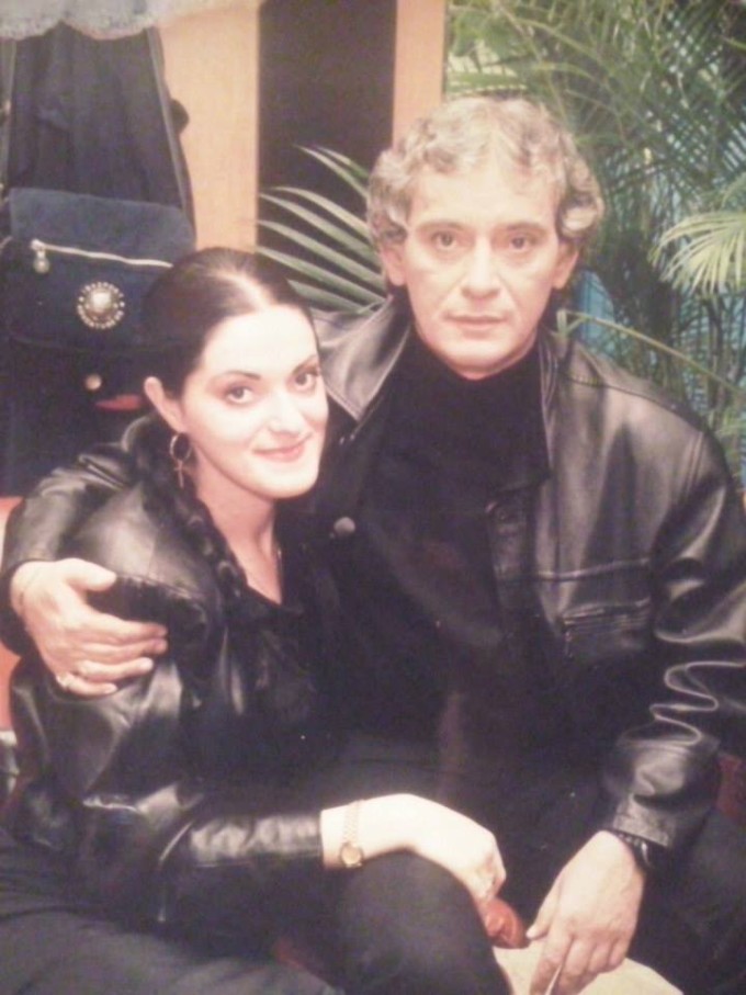 Lavinia a fost luni la mormantul artistului, ea fiind insotita de alte trei persoane