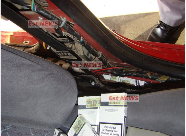 Ţigările erau ascunse în mai multe locuri din autoturism.