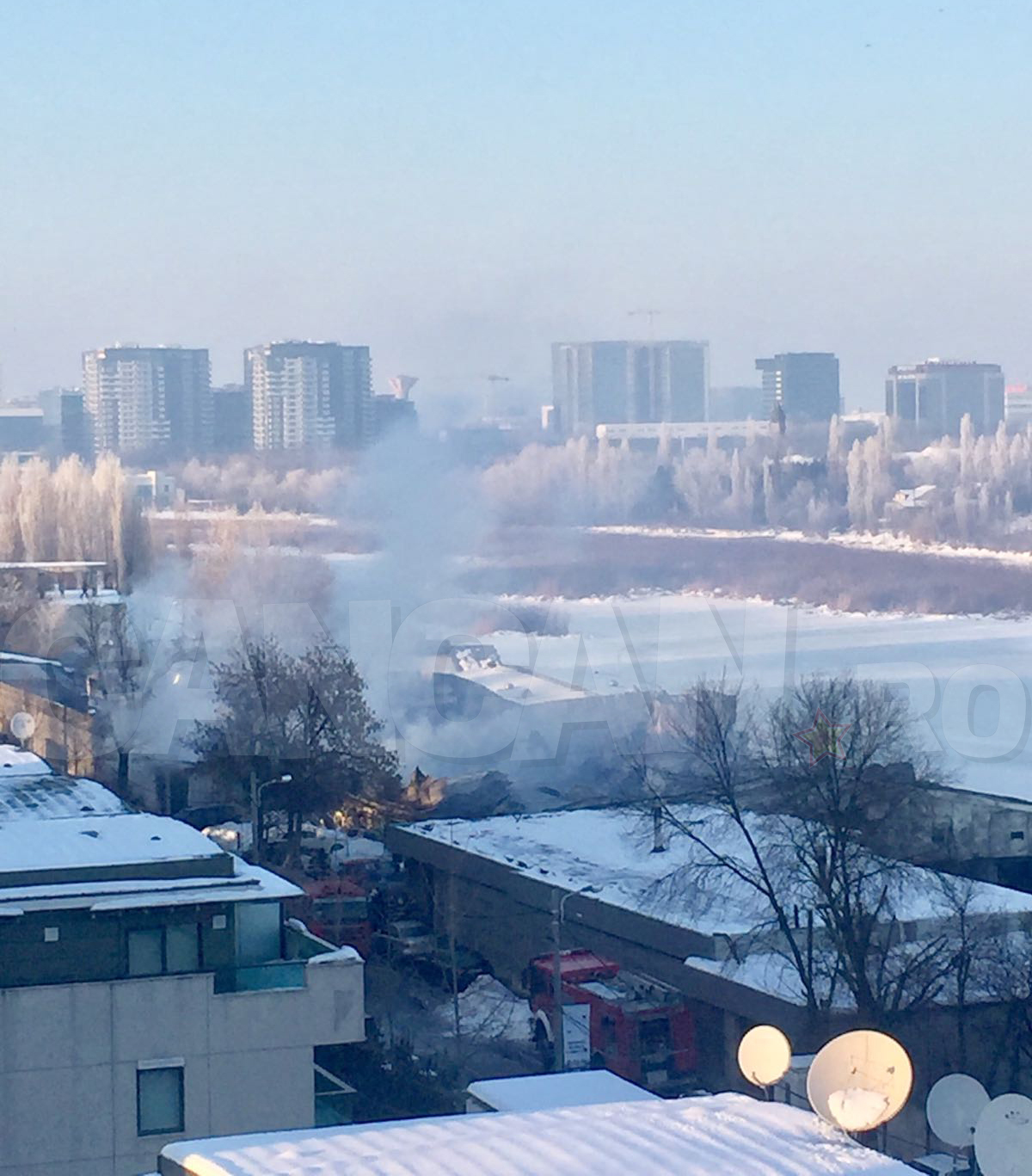 Clubul Bamboo încă fumegă la 12 ore de la incendiul teribil