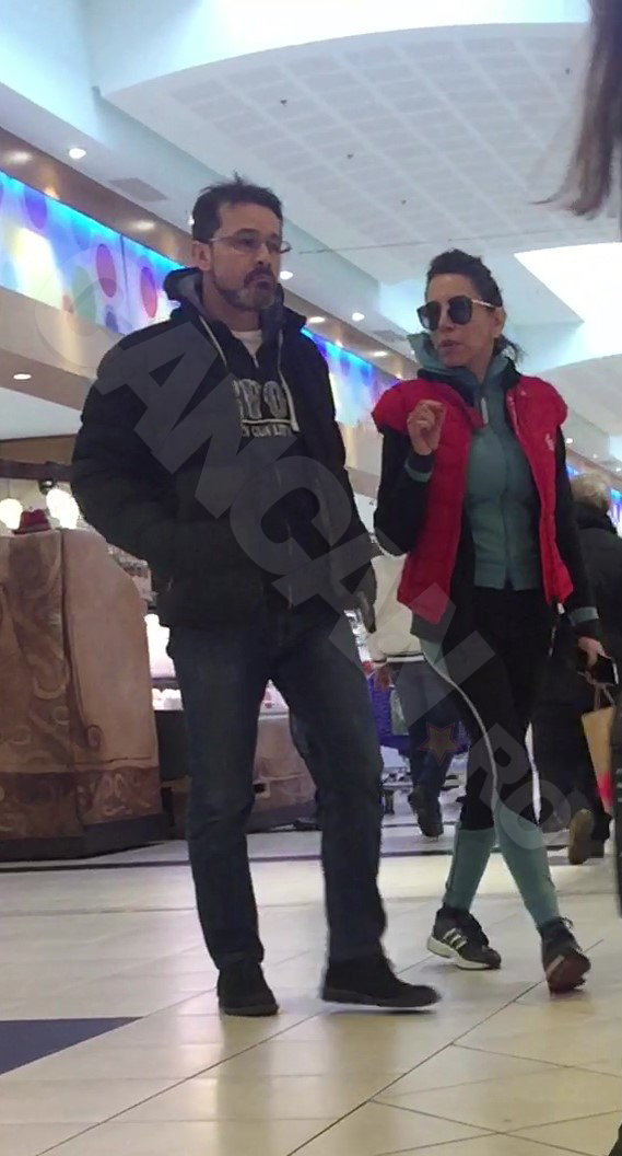 Laura Chiriac s-a deghizat cu ajutorul ochelarilor de soare ca să nu fie recunoscută în mall