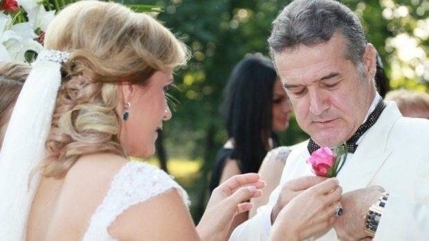Gigi Becali i-a fost naş de cununie Gabrielei Firea
