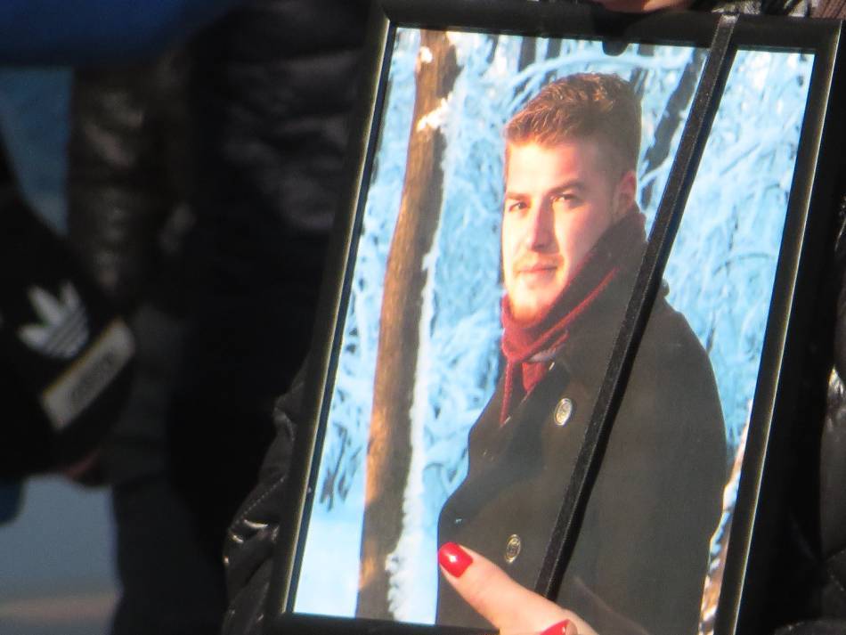 Andrei a murit în incendiu din clubul Colectiv