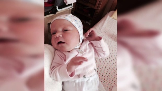 Andreea Bucă, fetiţa pe care Marcela Bucă a născut-o la 52 de ani