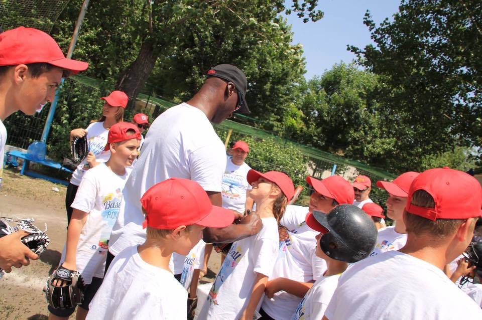 Vedetele din baseball-ul american au venit în România