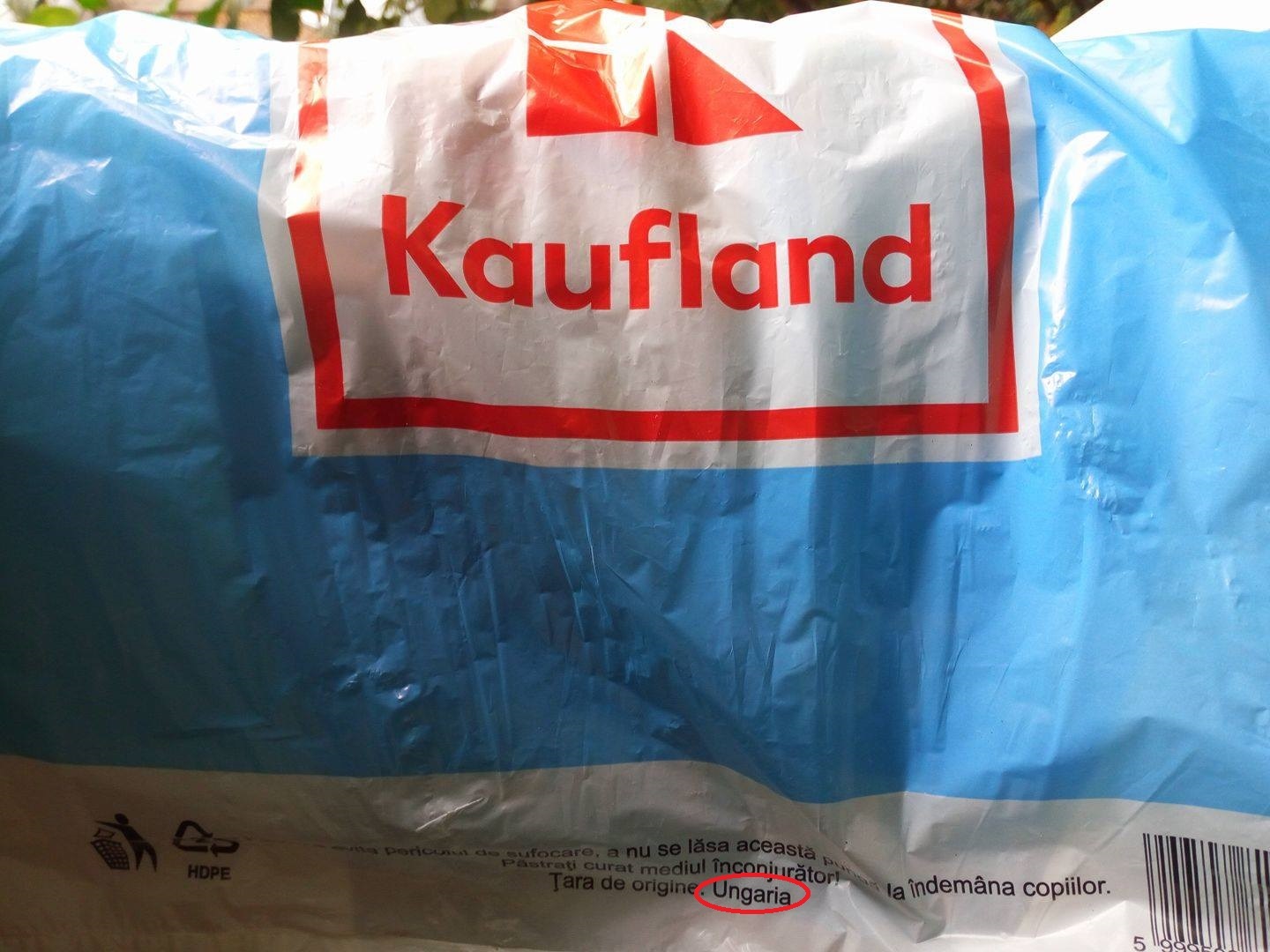 Bucureşteanul a primit de la Kaufland o pungă din Ungaria