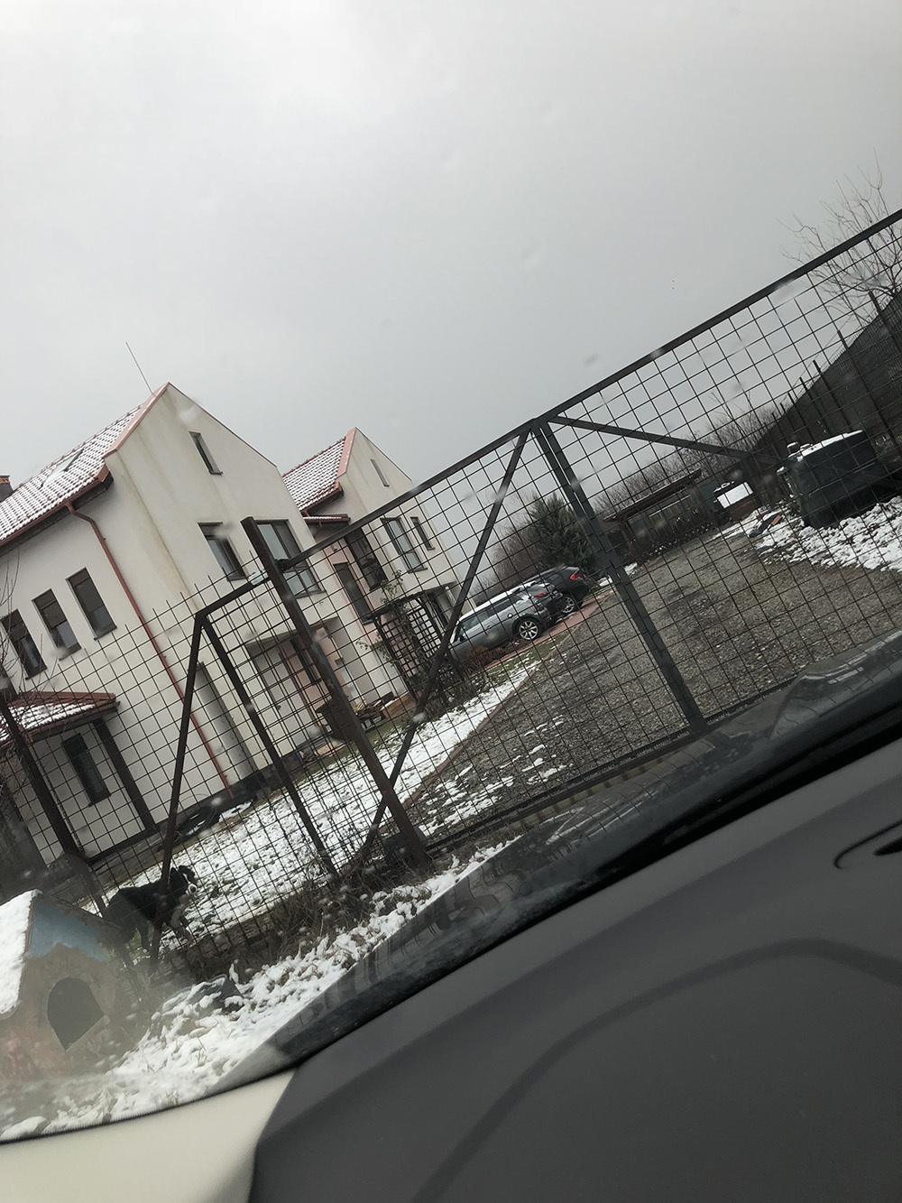 Aici a locuit Principele Nicolae după înmormântarea Regelui Mihai, în vila socrilor săi, Rodica şi Heinz Binder