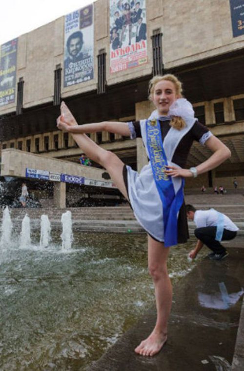 Nu s-au sfiit sa isi arate chilotii