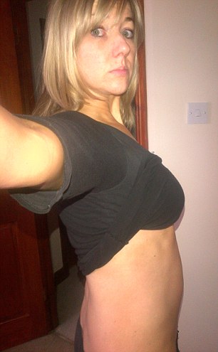 Asa arata Sadie, in cinci luni de sarcina foto: dailymail.co.uk