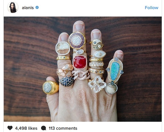 Cântăreţei i-au fost furate bijuterii de 2 milioane de dolari