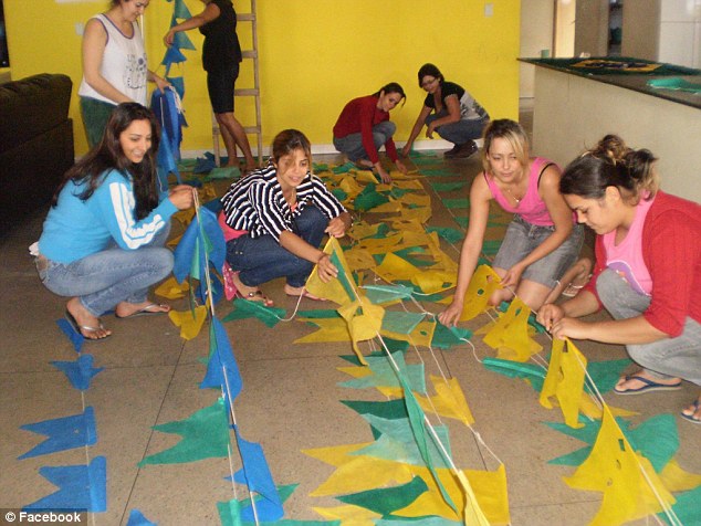 Femeile spun ca sunt foarte multumite de orasul pe care ele singure il administreaza