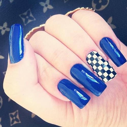 Iti poti ingriji unghiile cu zeama de lamaie