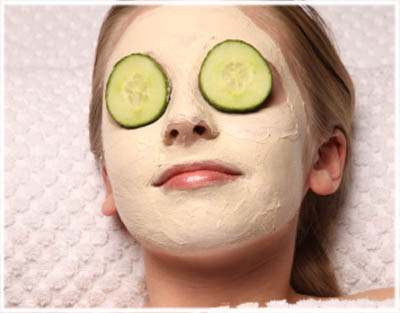 Câteva alimente care pot ajuta tenul să îşi păstreze fermitatea şi luminozitatea