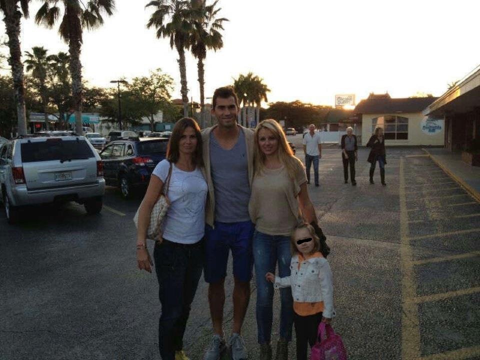 Sportivul a profitat de turneul din Miami pentru a merge in vizita la prietenii sai Gabriel Trifu si Catrinel Sandu