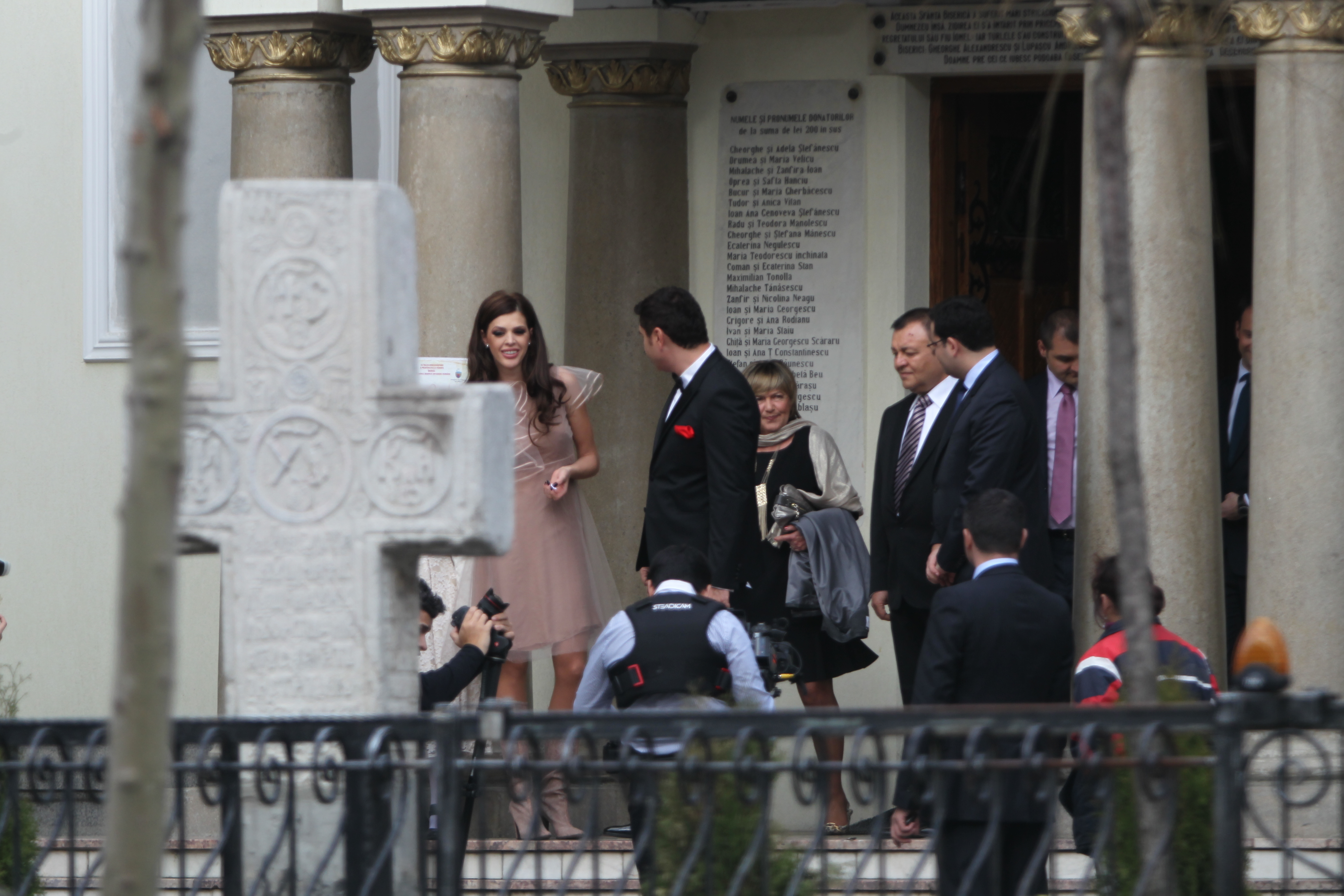 Cristi si Alina au facut glume toata ziua, amuzandu-se copios