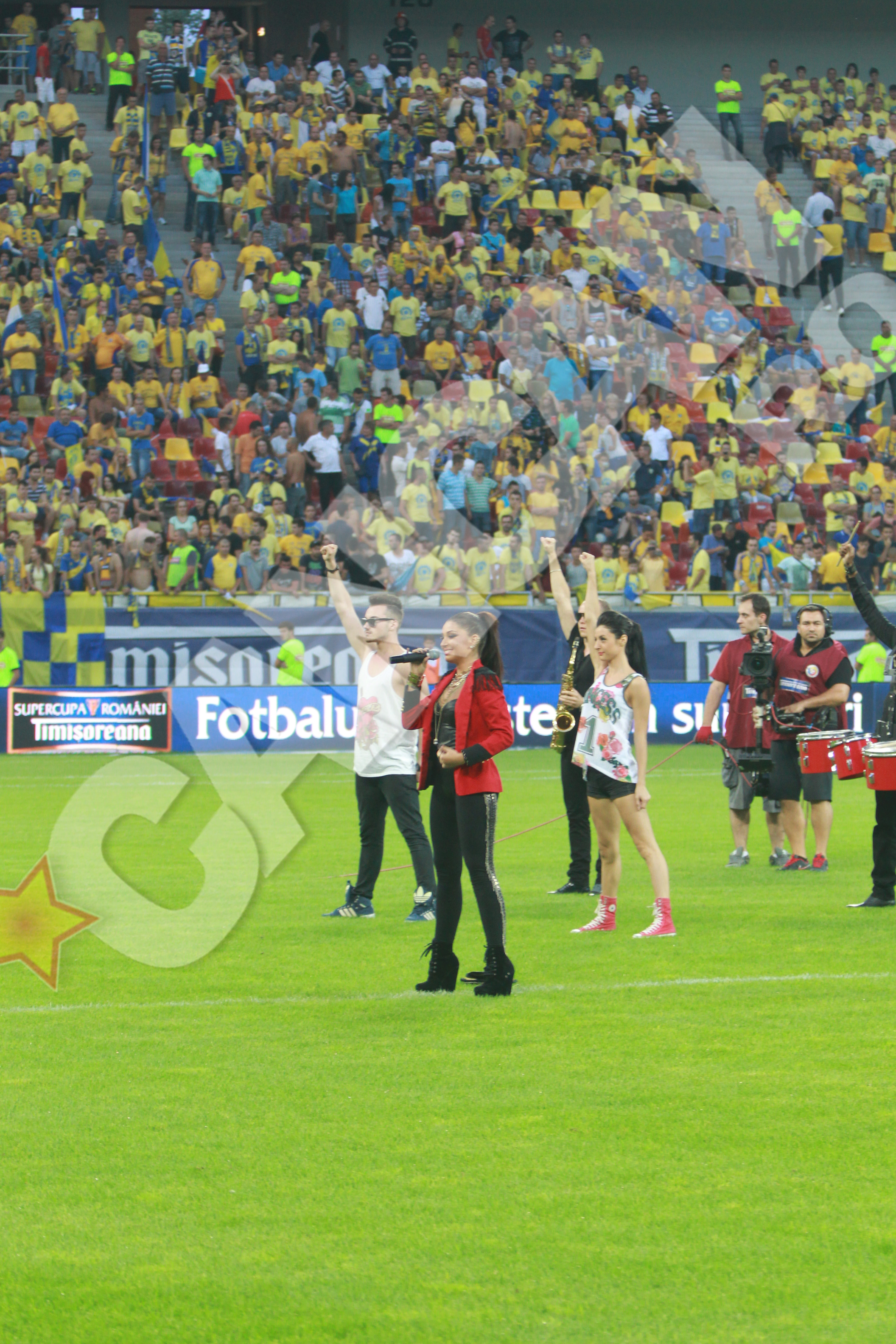 Mandinga a cantat pe teren la SUPERCUPA ROMANIEI