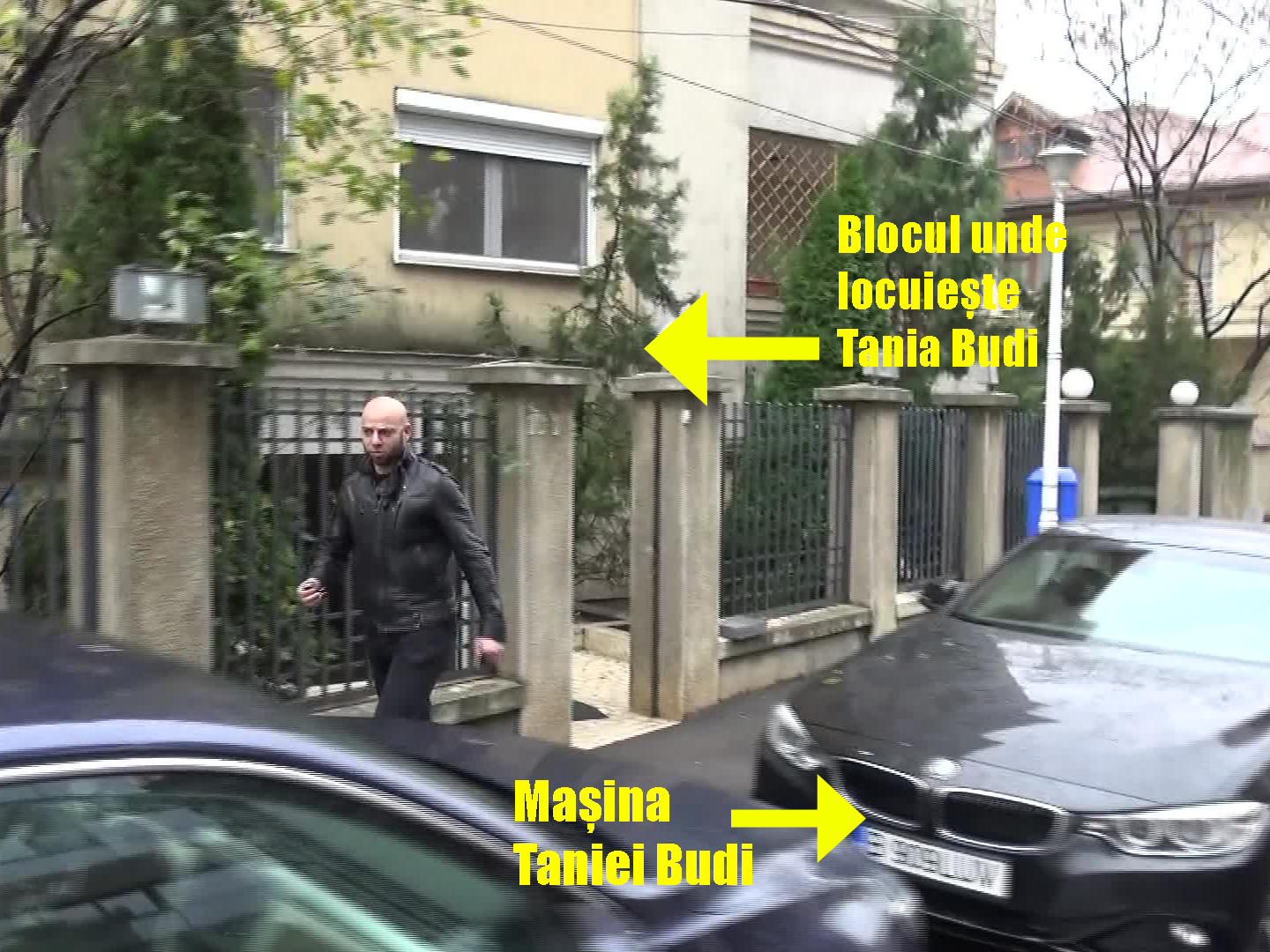 La sfârşitul anului trecut, fostul mijlocaş de la Dinamo a fost fotografiat ieşind din locuinţa Taniei Budi