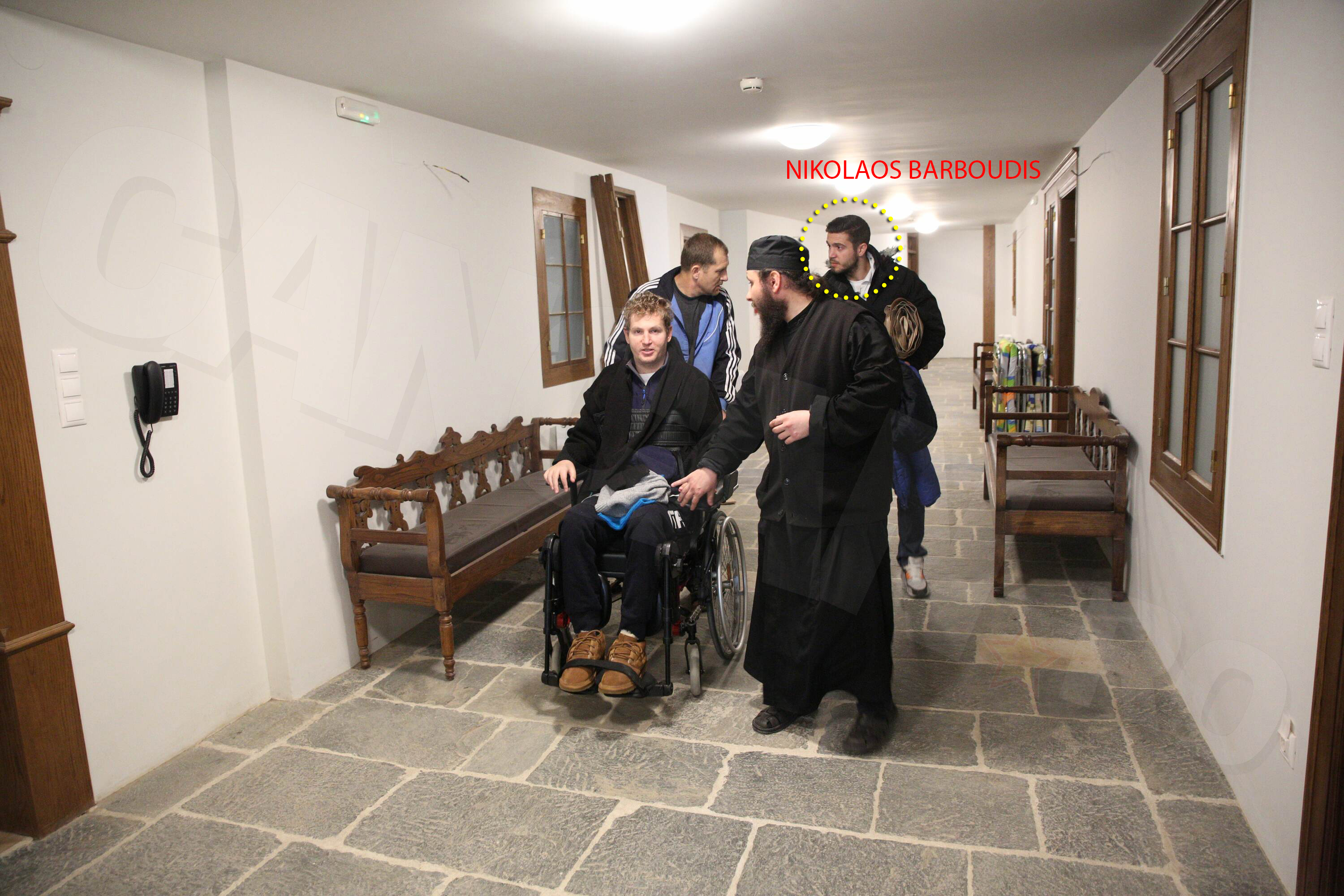 Gigi Becali l-a trimis pe Mihaiţă Neşu pe Muntele Athos.