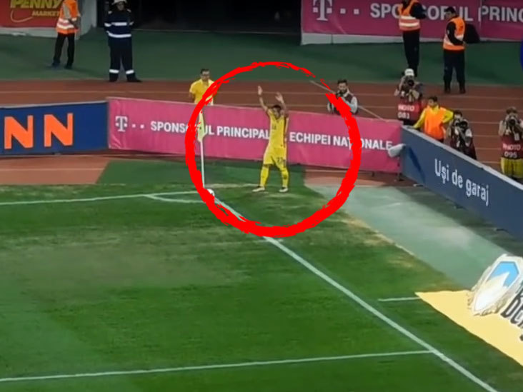 Fotbalistul a ridicat două mâni, gata să aplice ”schema”