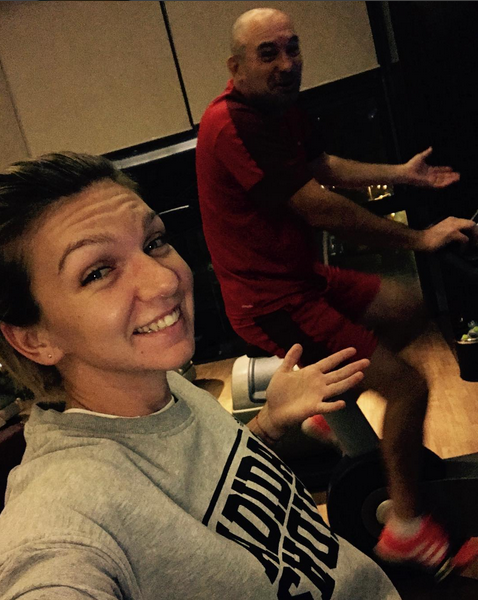 Simona se menţine constant în formă!