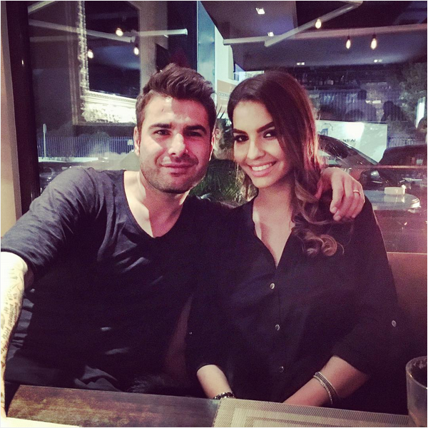 Adrian şi Sandra vor avea un fiu.