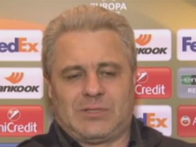 Marius Şumudică a izbucnit în plâns.