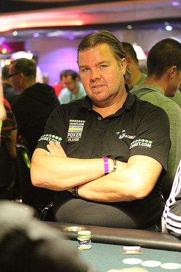 Aşa arată acum Tomas Brolin. Imaginea este de la un turneu de poker la care a participat