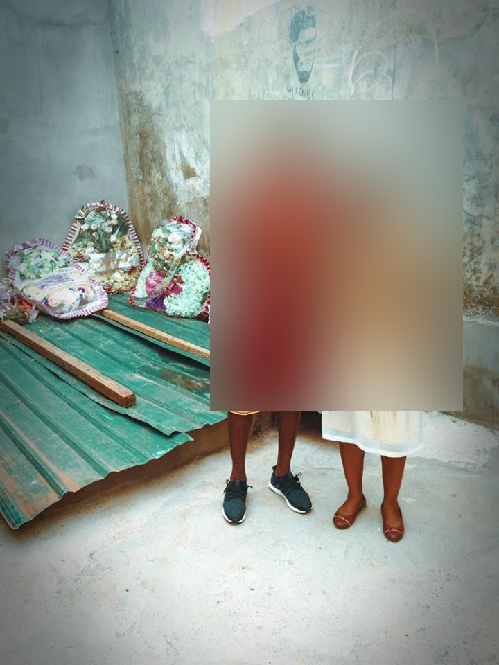 Aşa arată în prezent locul în care a fost îngropat Patrick Ekeng. Cei din Camerun, care l-au iubit pe fotbalist, vin adesea să-şi prezinte omagiile la mormântul acestuia.