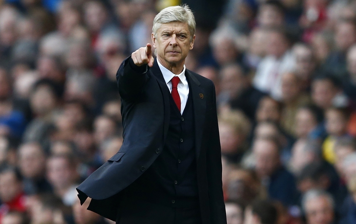Arsene Wenger este managerul celor de la Arsenal Londra de 21 de ani