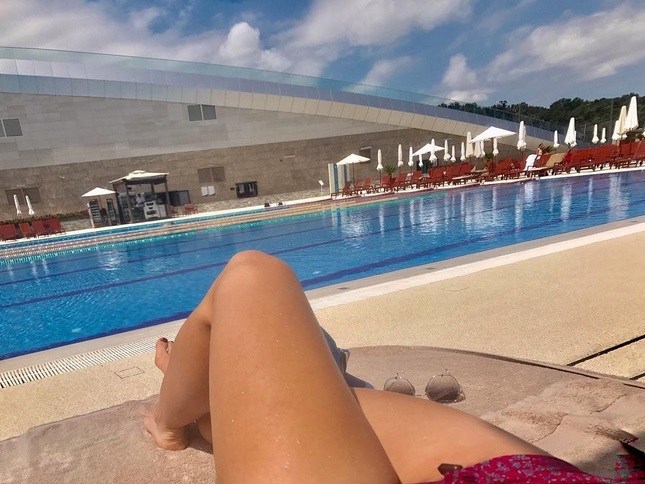 Simona Halep şi-a început weekendul la plajă