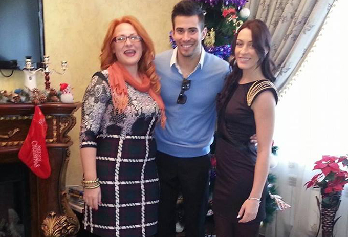 Catalina, alaturi de mama ei si de Tommy Ramos