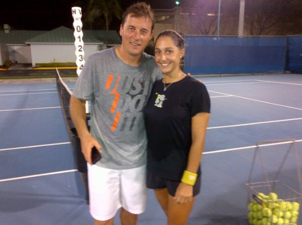 Andrei se iubeste de aproape un an cu tenismena pe care o antreneaza