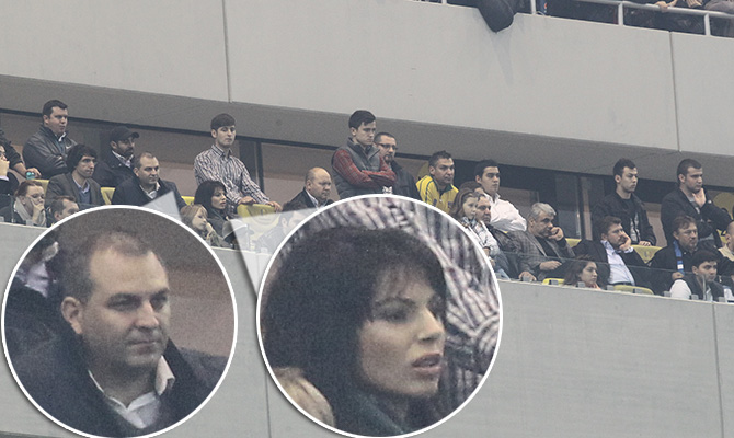 Situatie. Ramona Lazuran si sotul ei, impresarul Cristi Voicu, au suferit alaturi de nasul lor, Cristi Borcea