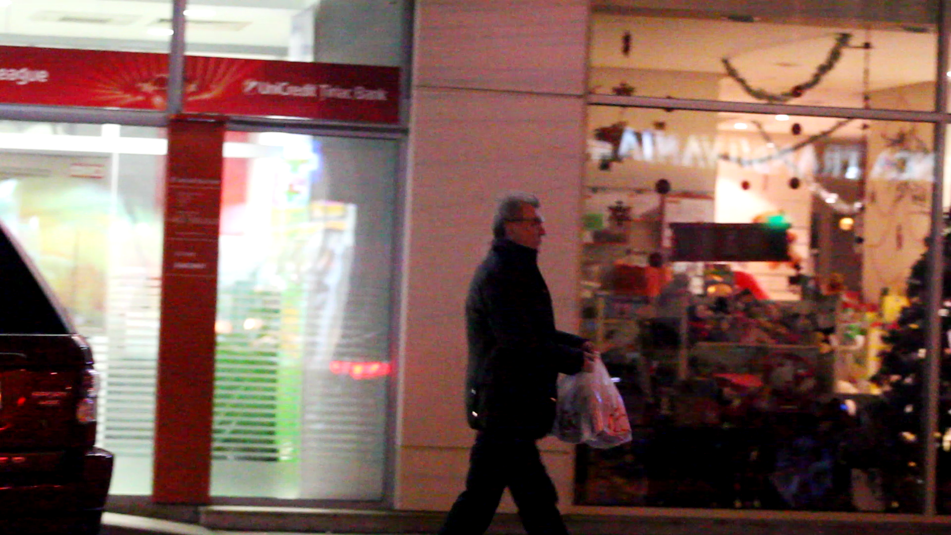 Dinu Gheorghe la cumparaturi