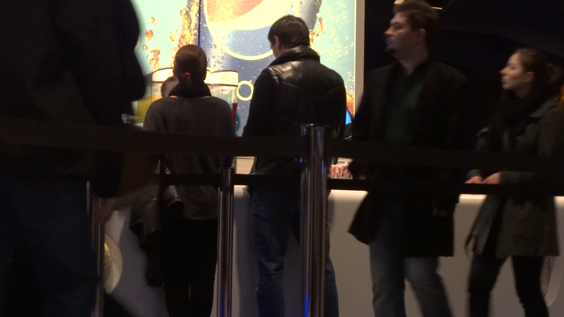 Cei doi se decid repede la ce film vor sa intre