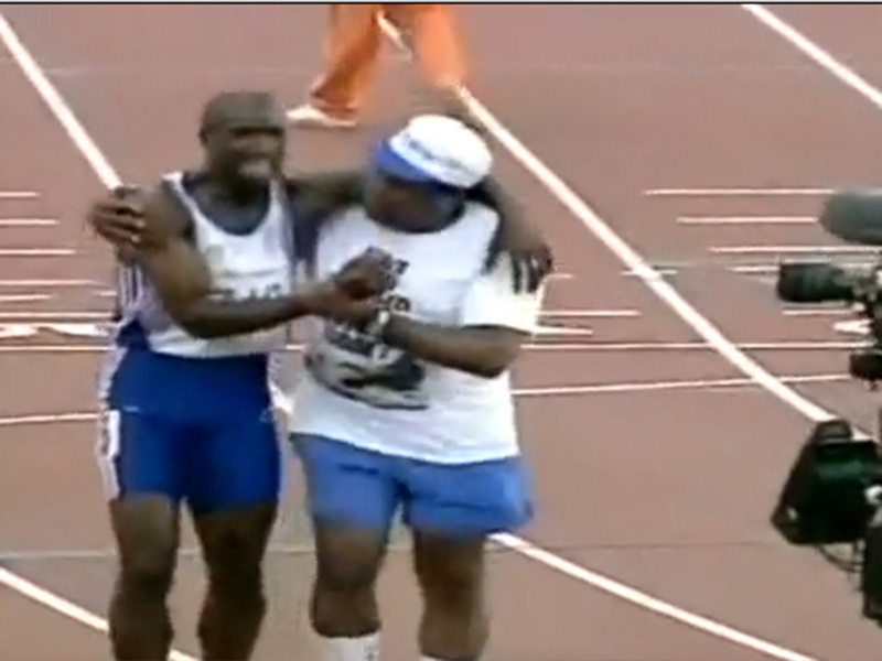 VIDEO extrem de emoţionant! Uite cum i-a motivat Reghe pe stelişti să-i facă praf pe olandezi! Ai să vrei şi tu să muţi munţii!