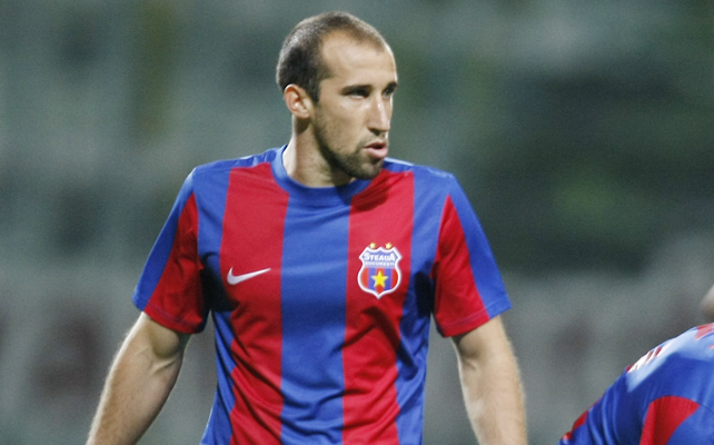 VIDEO extrem de emoţionant! Uite cum i-a motivat Reghe pe stelişti să-i facă praf pe olandezi! Ai să vrei şi tu să muţi munţii!