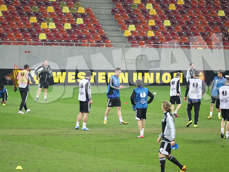 Londonezii de la Chelsea ţinuţi în fata stadionului ca o echipa din LIGA a 4-a! Gest de necalificat în EUROPA LEAGUE!