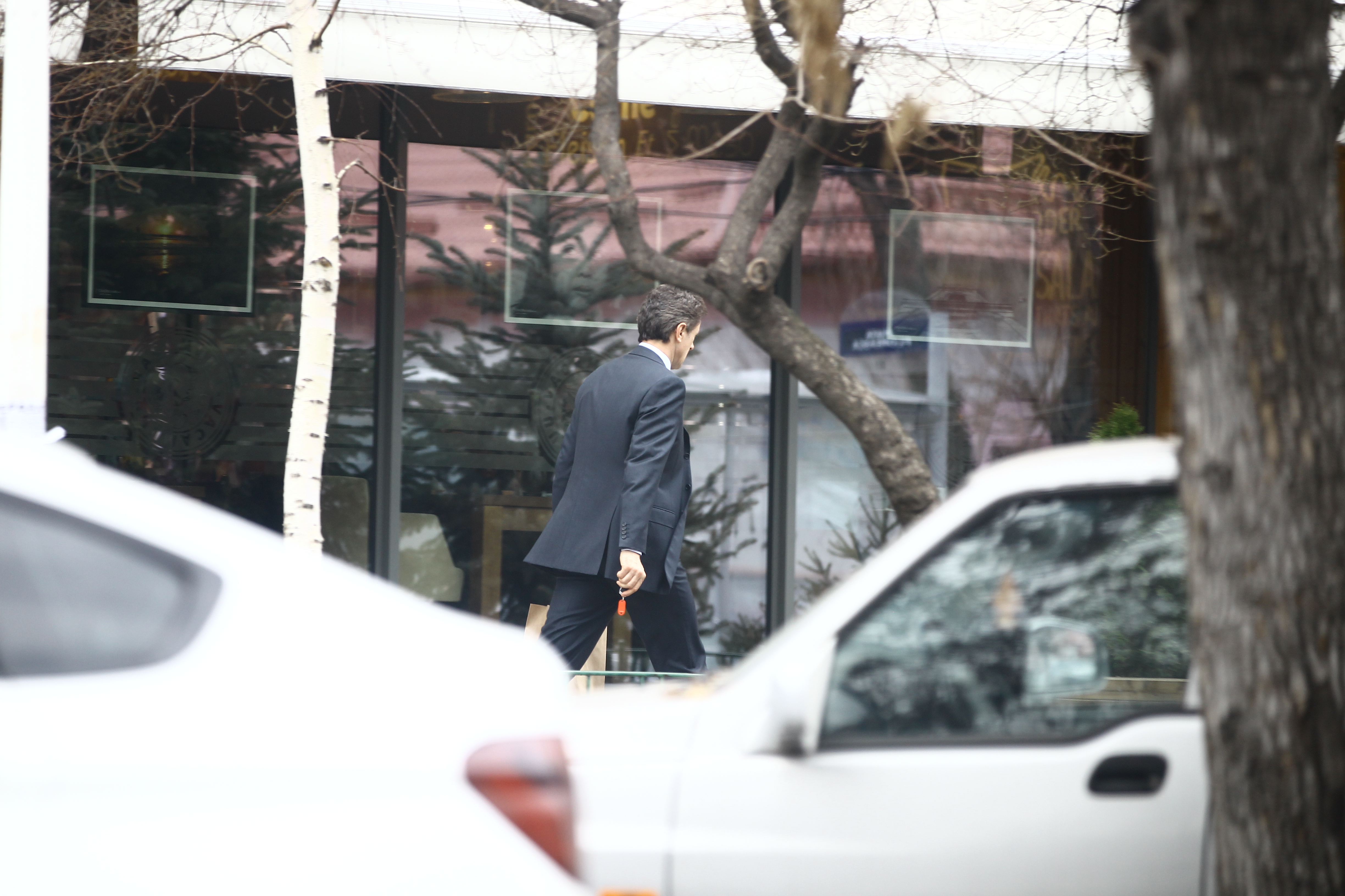 Gica Popescu a luat mancare la pachet pentru a nu-si mai pune sotia la 