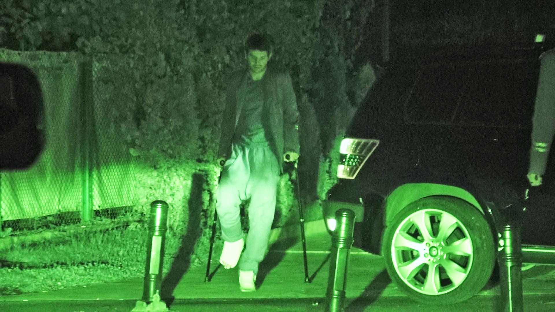 Cristi are piciorul in gips dupa operatia suferita luna trecuta, la Miami