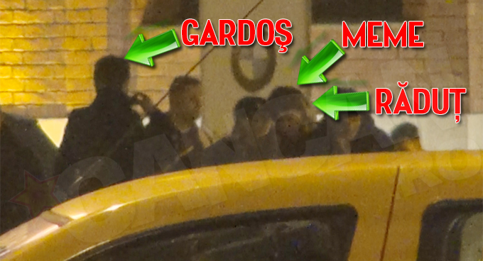 Meme l-a imbratisat pe Radut, dupa care fotbalistii au plecat acasa