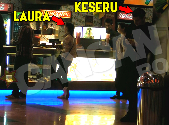 Claudiu s-a jucat pe telefon in timp ce sotia lui statea la coada la nachos