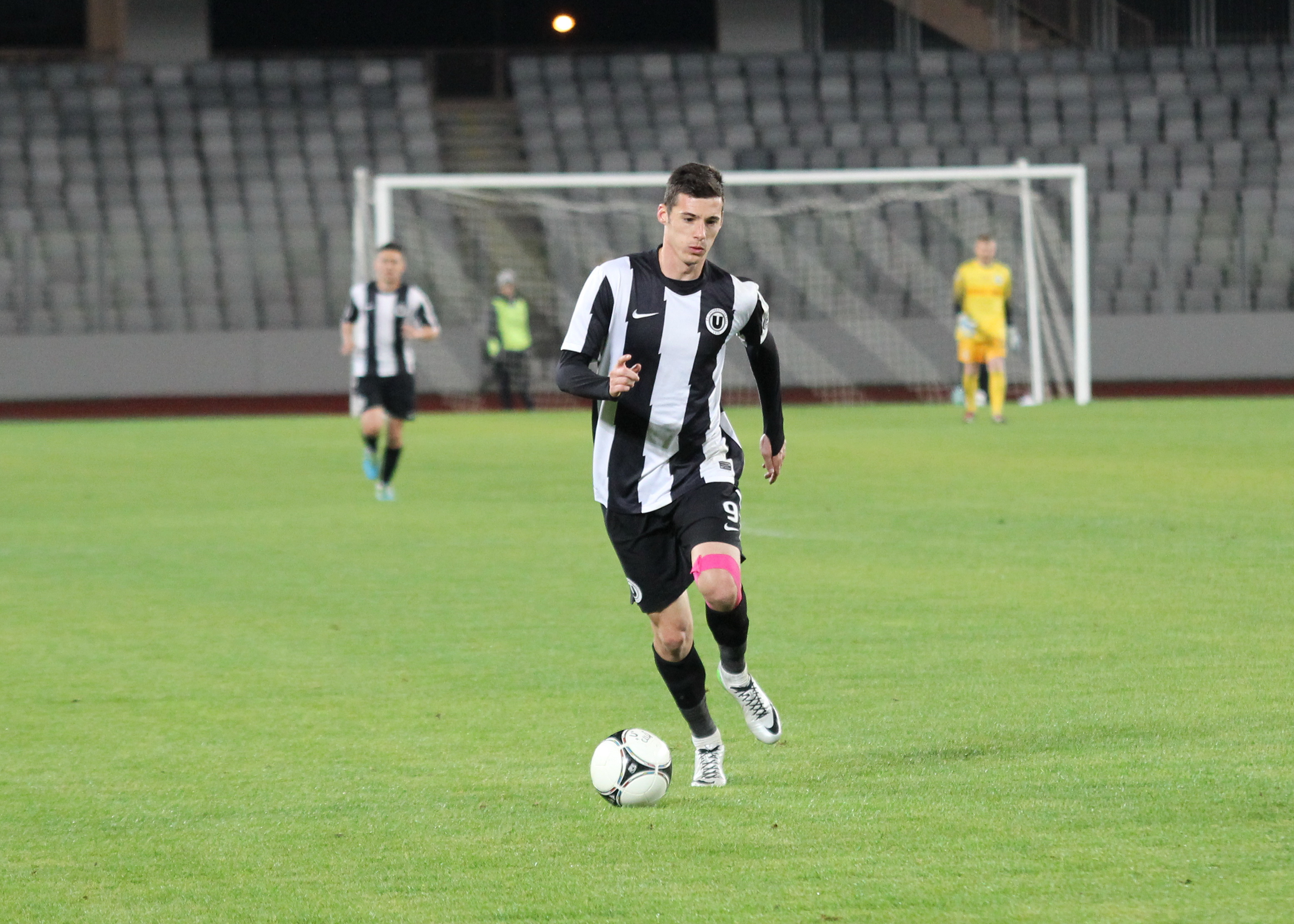 Valentin Lemnaru renunta la echipamentul U Cluj si vine in Ghencea